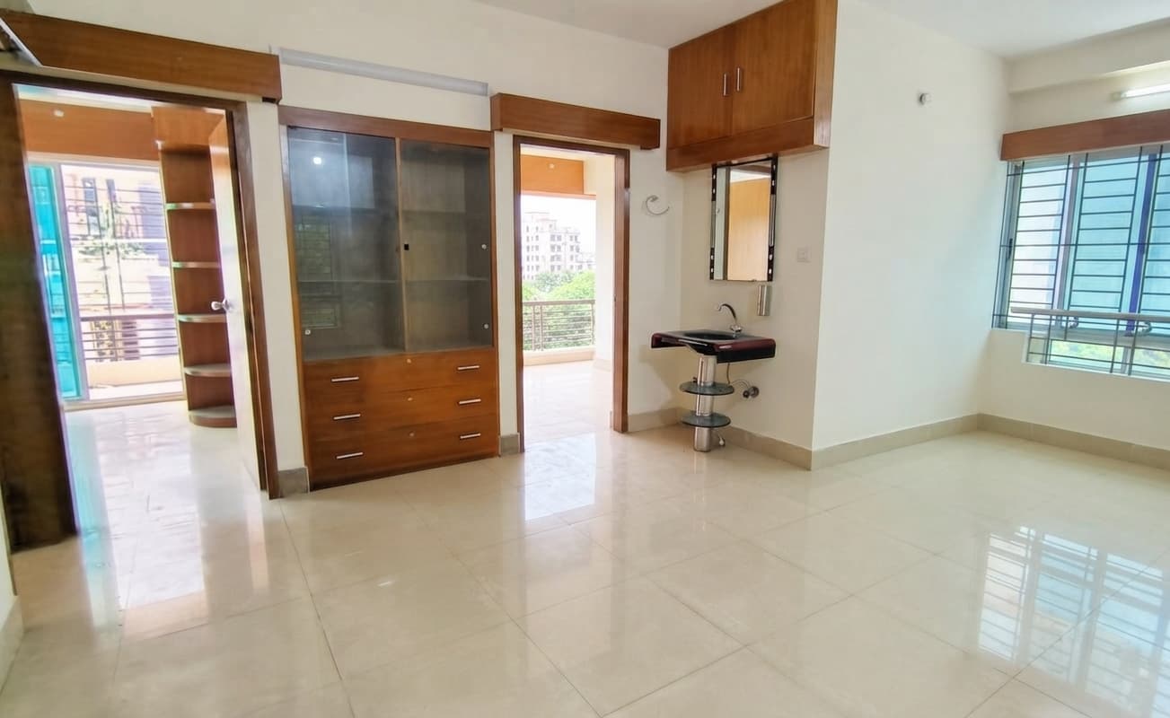 South-Facing Ready Apartment